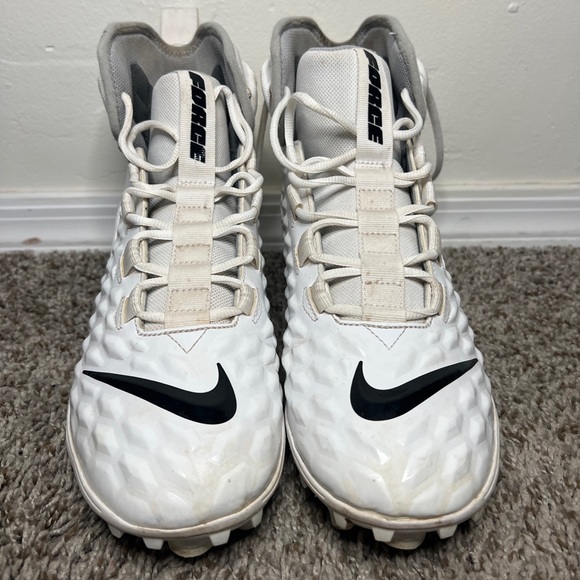 nike force savage varsity 2 cleats